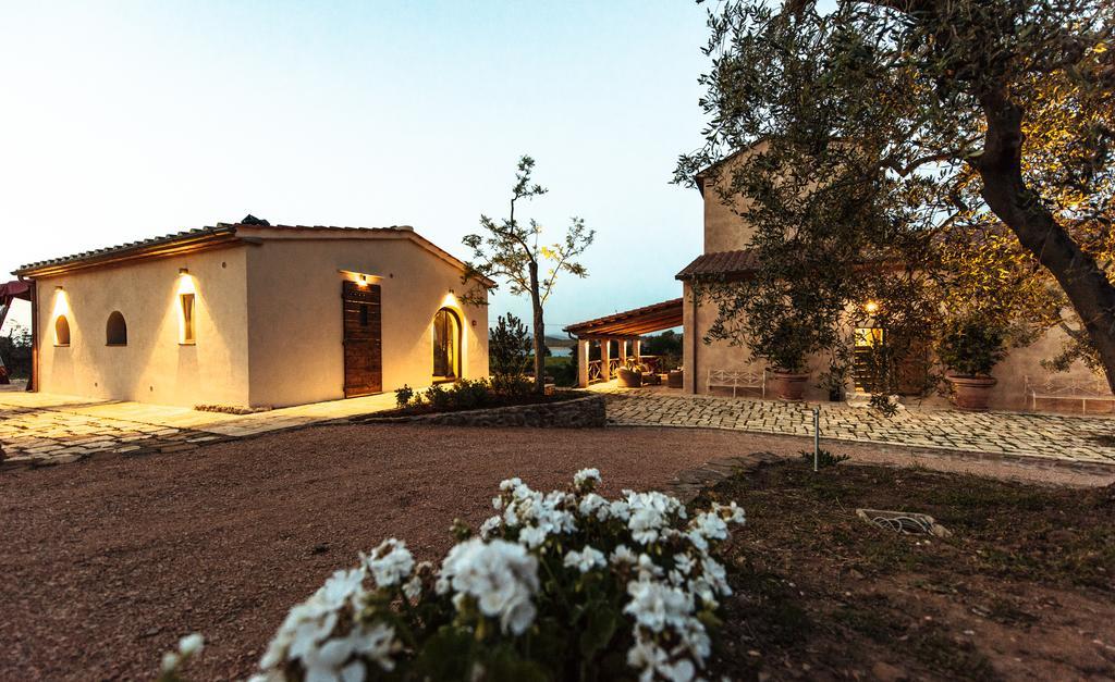 Torre Di Baratti Bio Resort โปปูโลเนีย ภายนอก รูปภาพ
